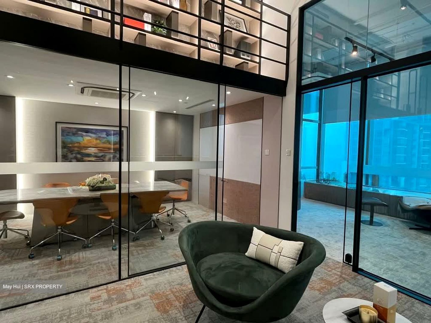 Arc 380 (D8), Office #550070401